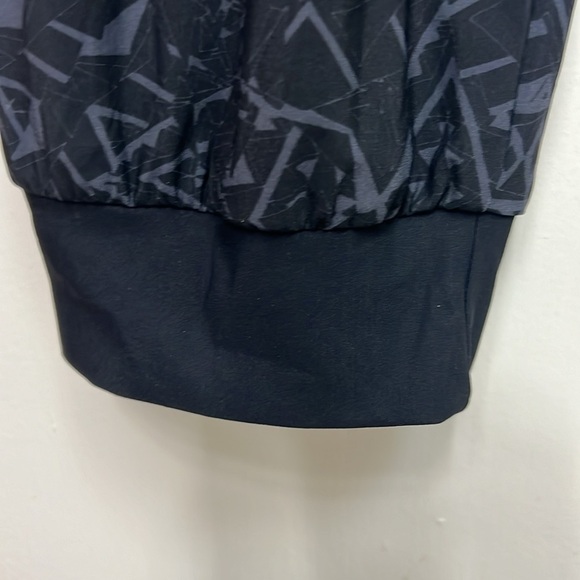 SWEATY BETTY Jogger Pants Black Gray Geometric Size XS - Picture 7 of 8